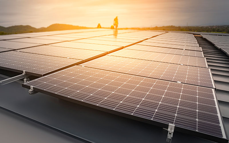 Caja Rural de Aragón apuesta en Huesca por la energía solar con Inycom